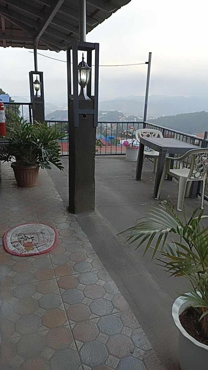 De Hagan Transient Baguio City Eksteriør bilde